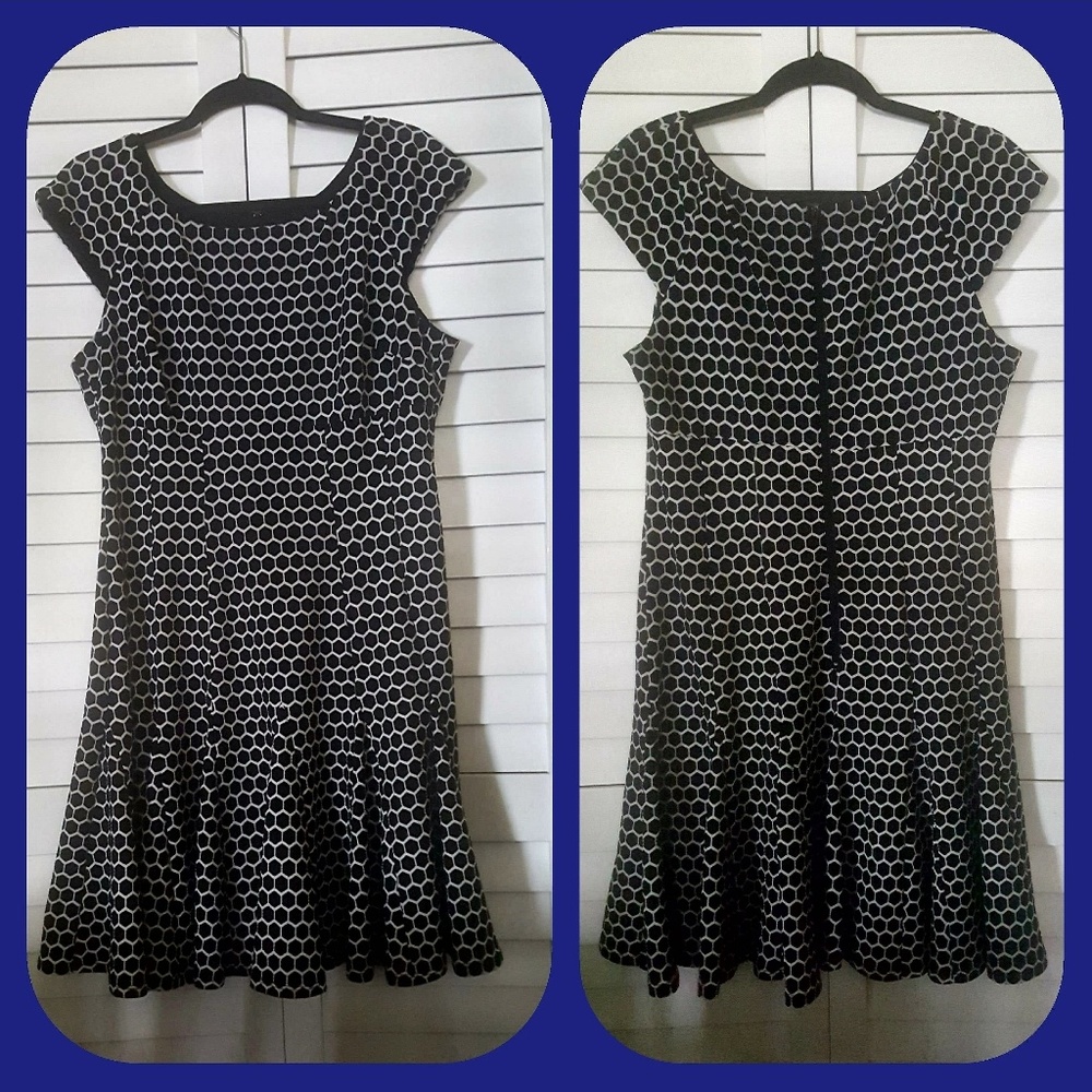 Honeycomb printFlirty Dress